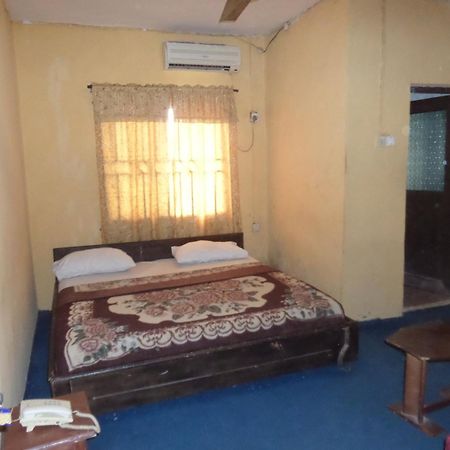 Keblat Suites Abeokuta Exterior photo