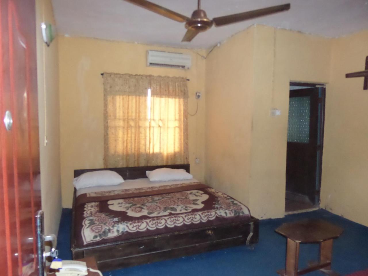 Keblat Suites Abeokuta Exterior photo